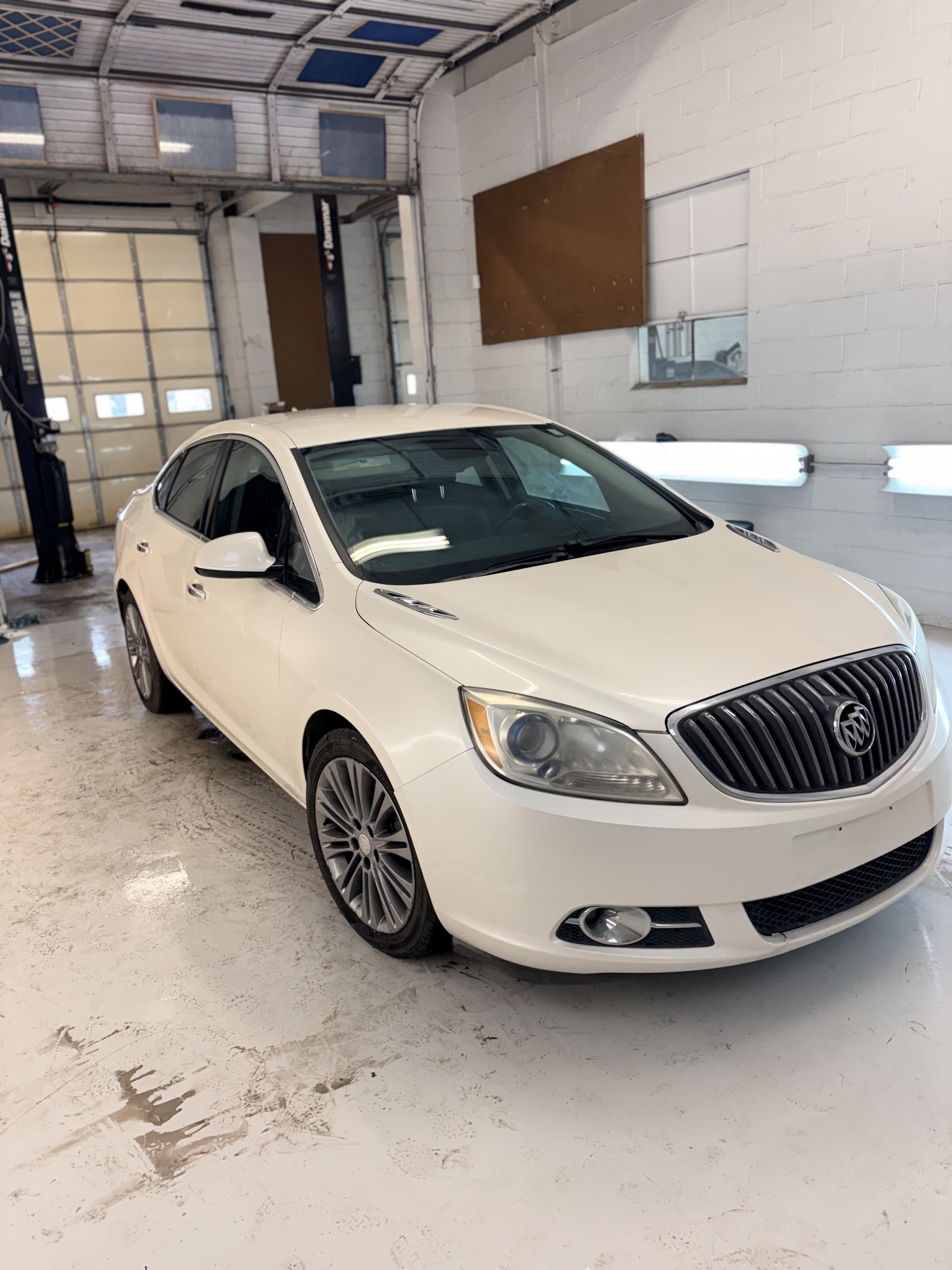 2013 Buick Verano Leather